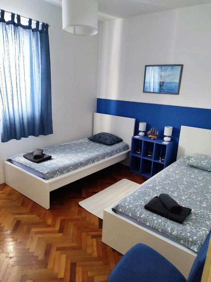 Lumar Holidays And Apartments Preko Exterior foto