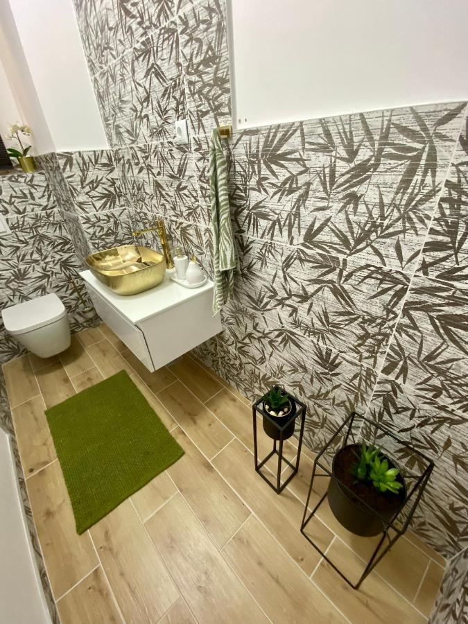 Lumar Holidays And Apartments Preko Exterior foto